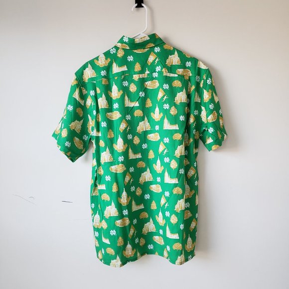 Notre Dame Fighting Irish Button Up Shirt Mens Medium Green Uscape USA NWT - Picture 5 of 13